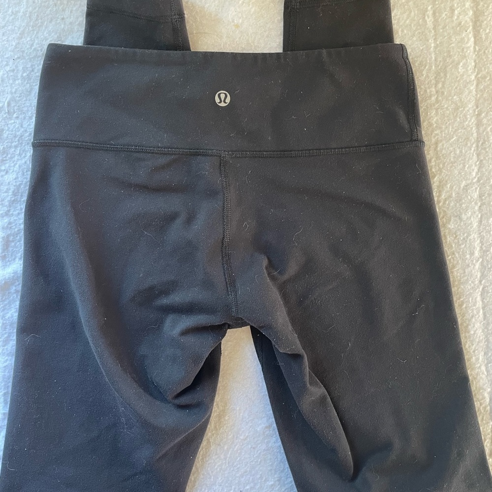 Lululemon Original Solid Black Wonder Under Full … - image 2